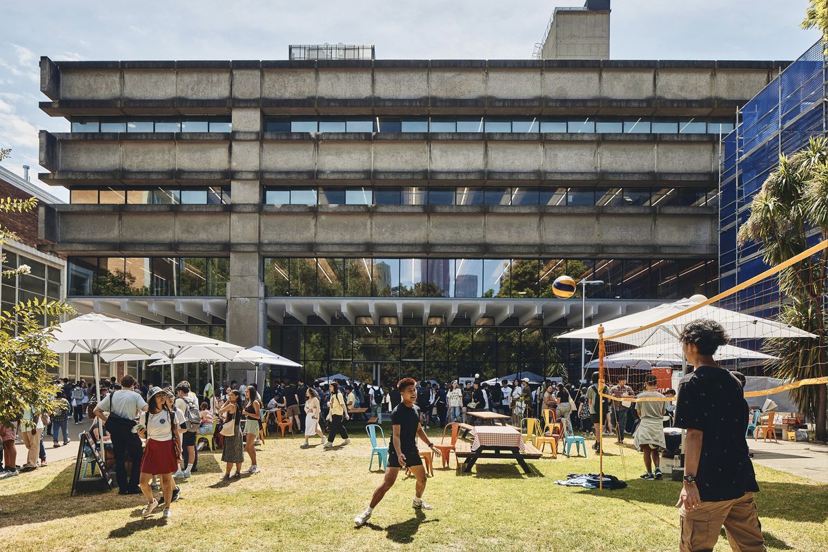 University Of Melbourne Student Precinct Project By Lyons Et Al ...