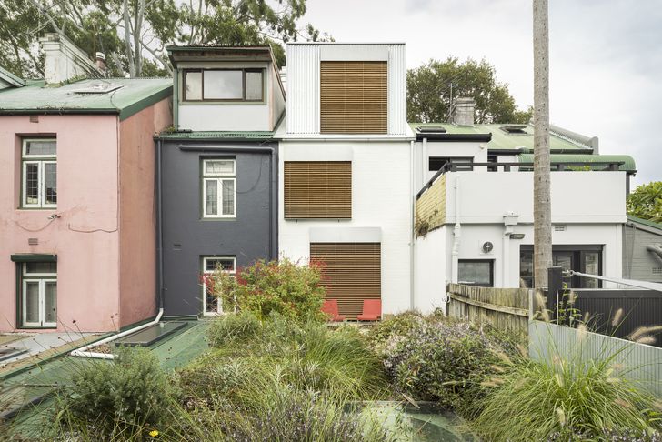 Redfern House by Anthony Gill Architects with Sacha Coles.