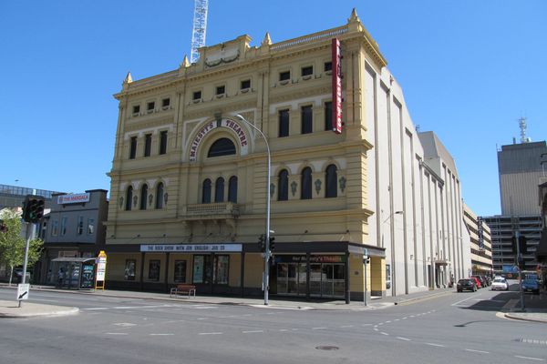Her Majesty's Theatre, Grote/Pitt Streets, Adelaide. by Andrew Owens, licensed under CC BY 3.0