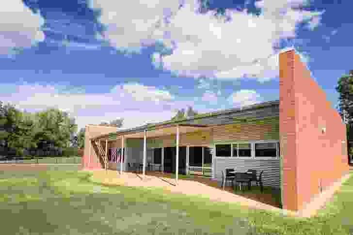 CSU Barraameilinga Indigenous Student Centre by Havenhand and Mather Architects.