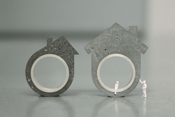 Concrete House ring, designed by Linda Bennett of Archi-Ninja, plays on the scale and symbolism of a house in a wearable object.