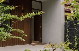 Front Courtyard
