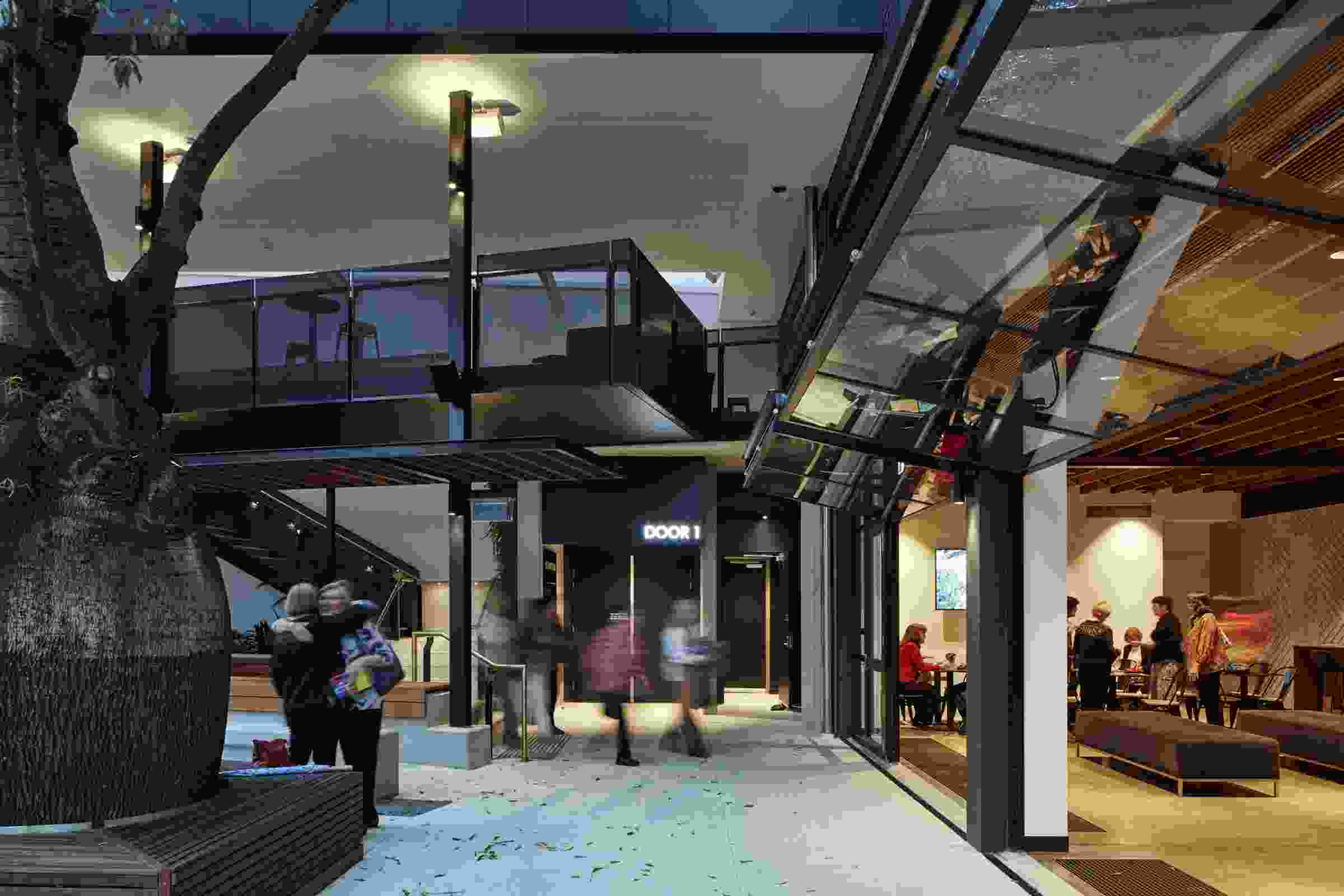 Dramatic facelift for home of Queensland Theatre | ArchitectureAu