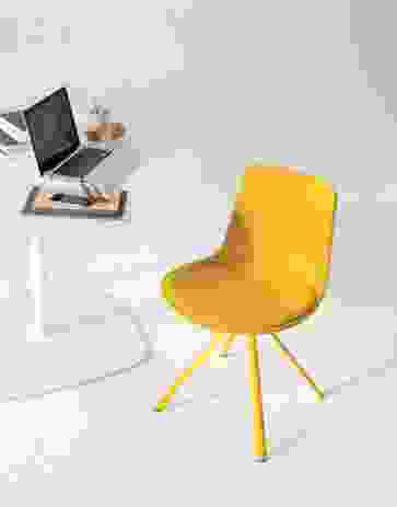 Lottus chair by Enea.