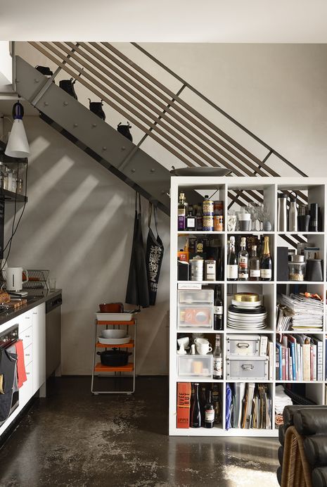 Work-live offices, apartments and lofts, retain the robust industrial aesthetic of the building's former life.