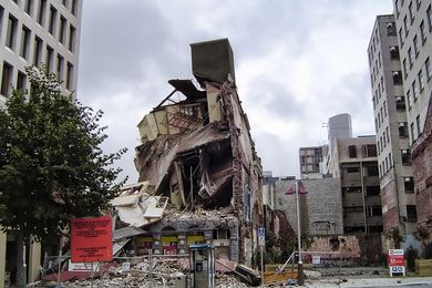 Sevicke Jones Building in Cathedral Square, Christchurch by Lee Hanner, licensed under CC BY-SA 2.0