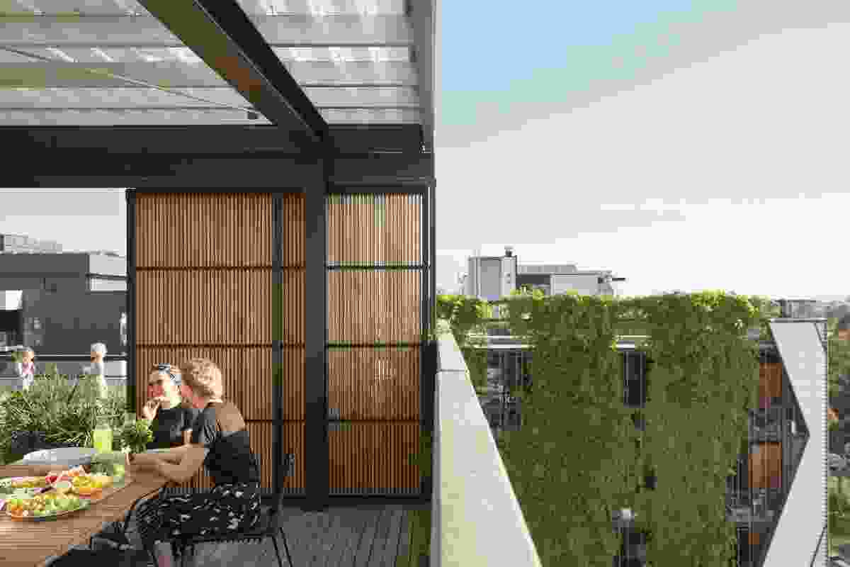 In conventional housing development models, financial frameworks that privilege “saleable floor area” squeeze out common spaces such as the rooftop at Nightingale 1.