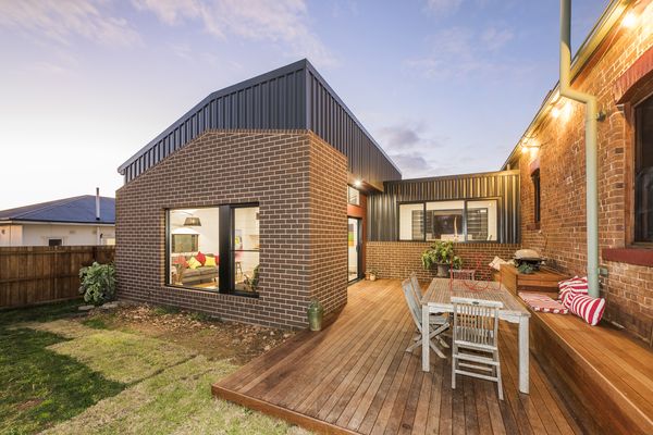 Mayne Street (Gulgong) by Cameron Anderson Architects.