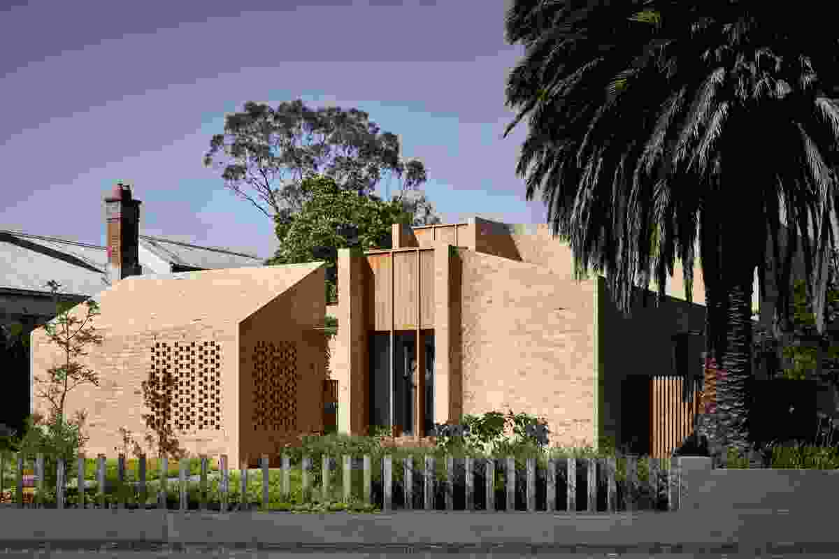 Commendation for Residential Architecture – Houses (New): Esplanade House by Clare Cousins Architects.